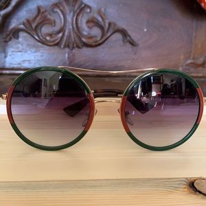 Round-frame metal sunglasses